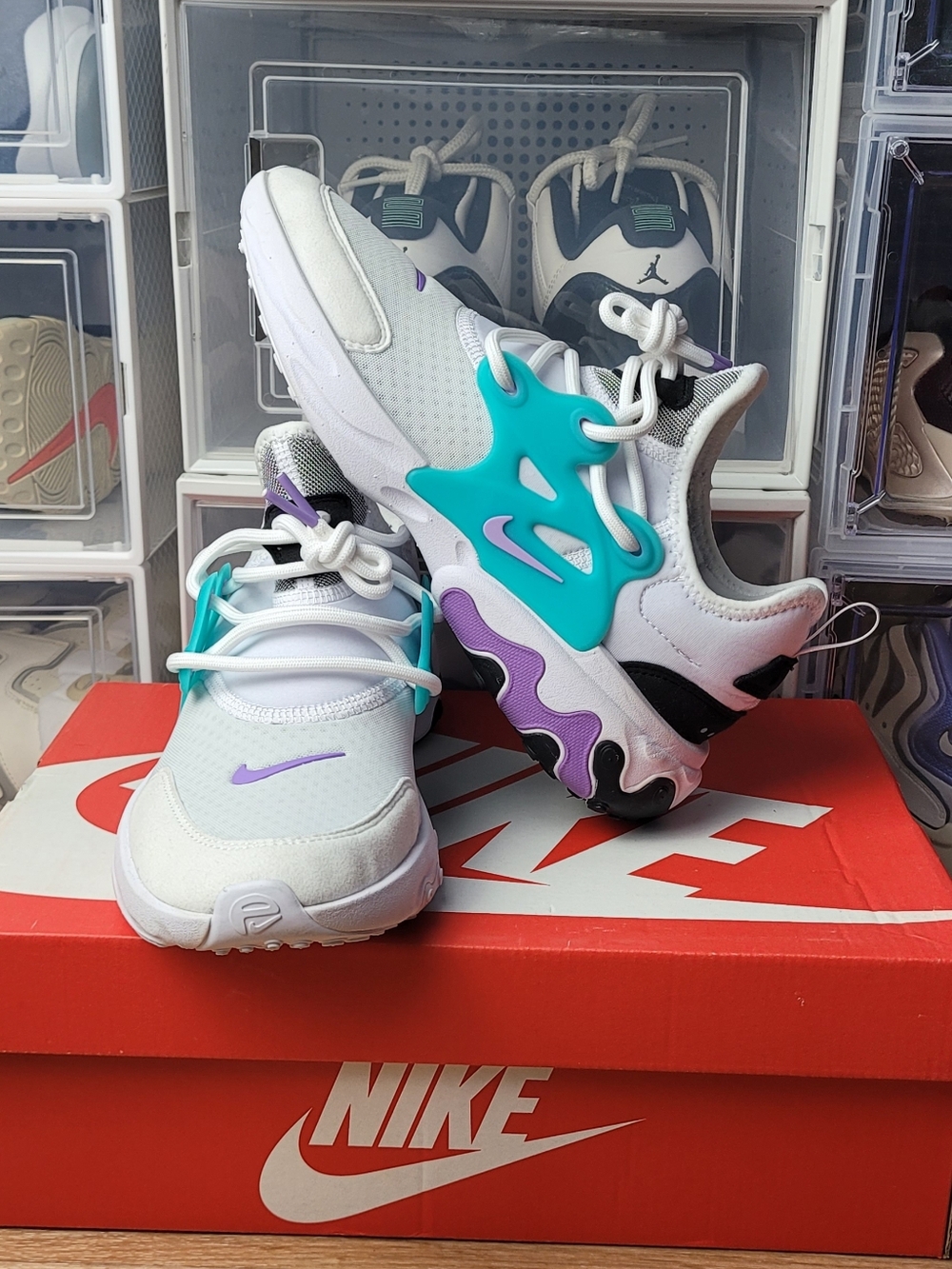 Nike React Presto "Cassette". Shoe Size 7y Purple/Teal